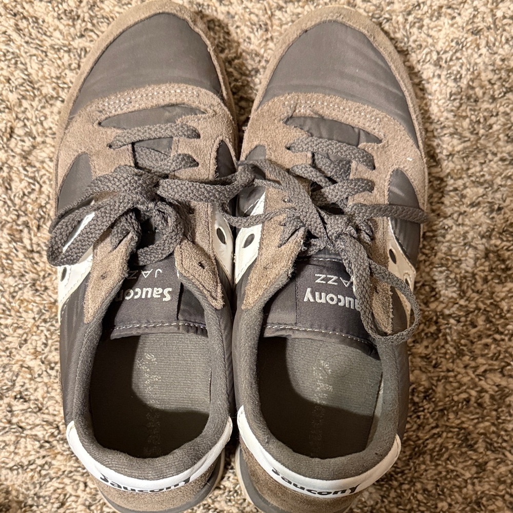 Saucony Jazz Tan Suede Sneakers - Picture 2 of 4
